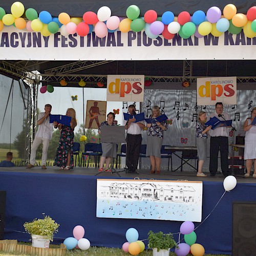 Festiwal Piosenki pod hasłem "Szanujmy wspomnienia…"